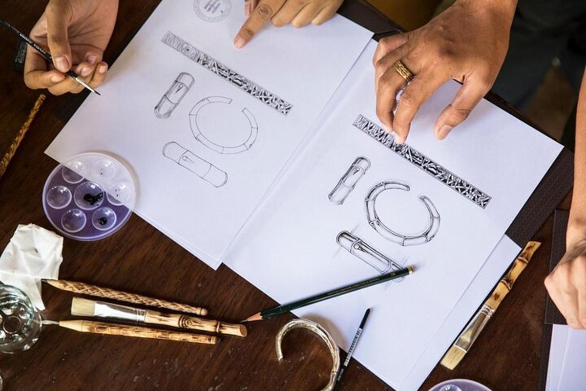 un gruppo di persone che firmano un documento su un tavolo