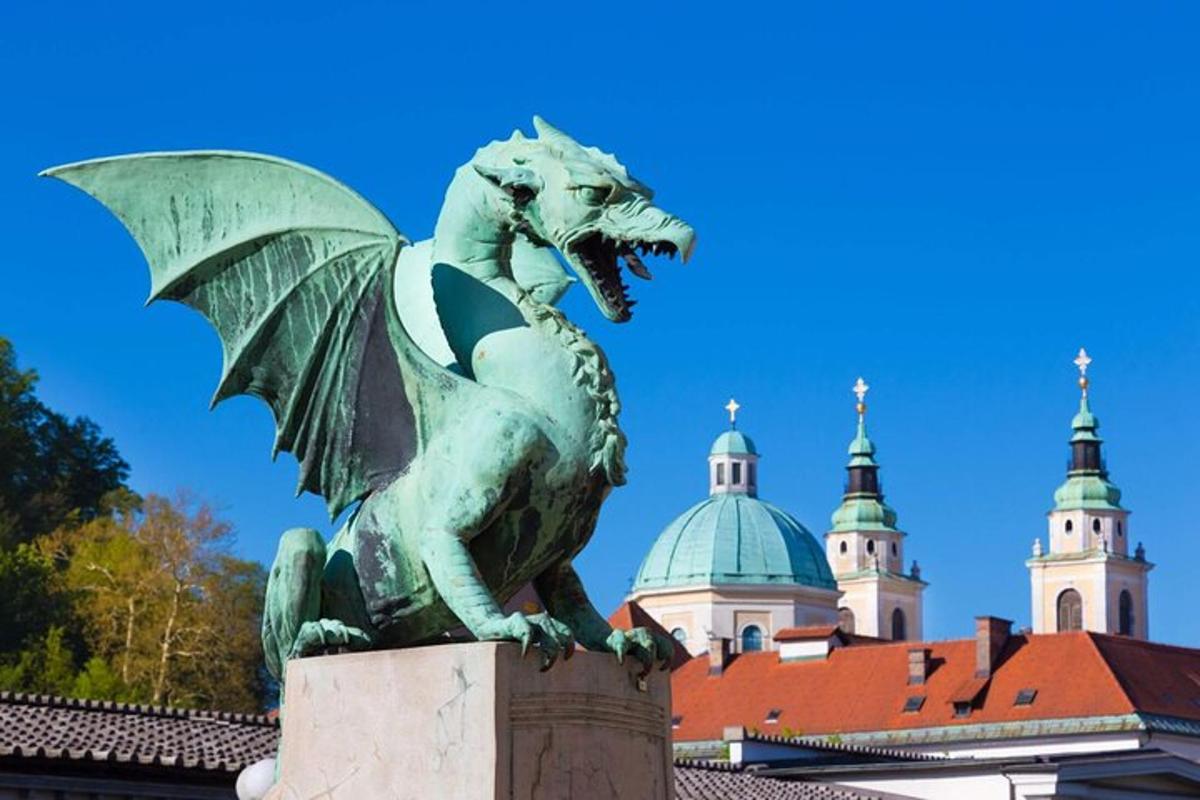draakoni kuju hoone ees
