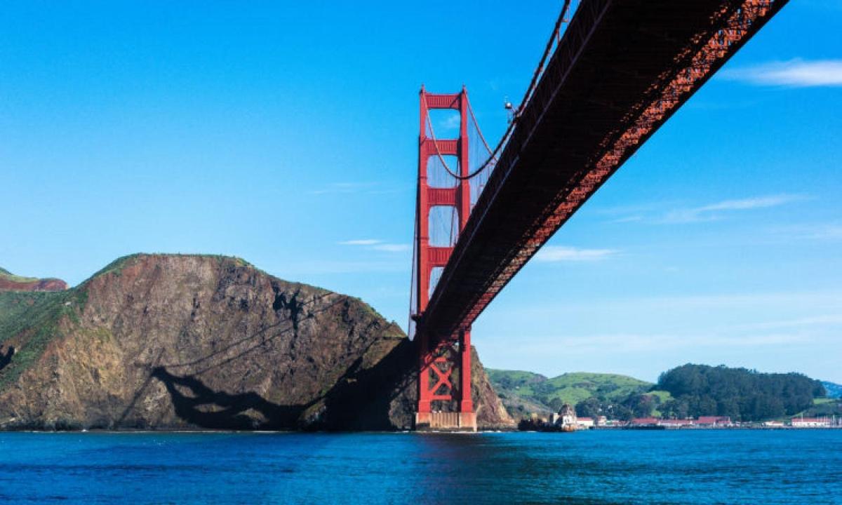 a view of the golden gate bridge from underneath