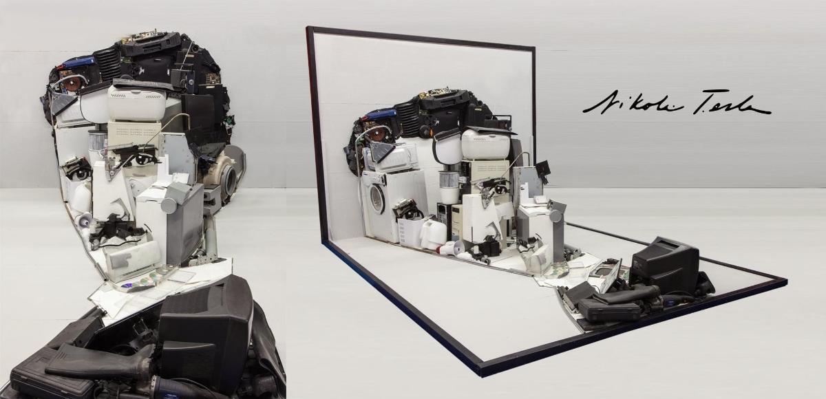 a reflection of a robot in a mirror