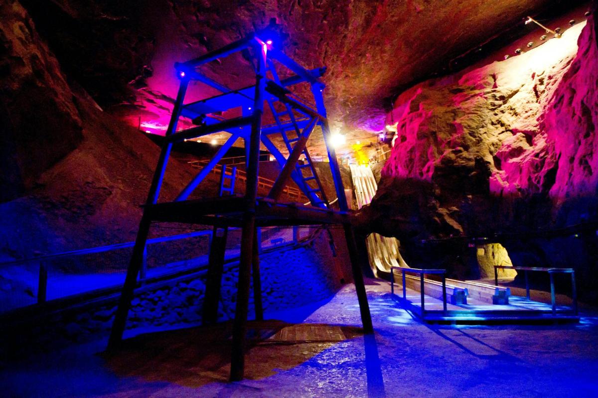 Attraction picture 2