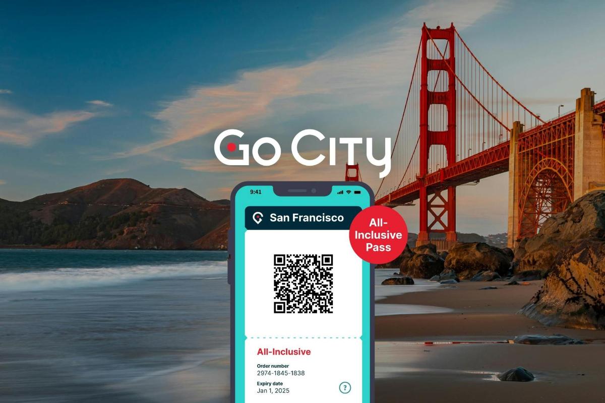 mobilni telefon z znakom »go city« pred mostom