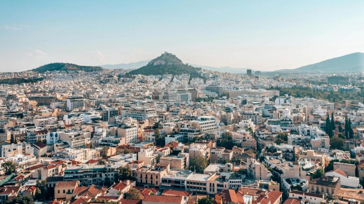 una vista aerea di una città con edifici