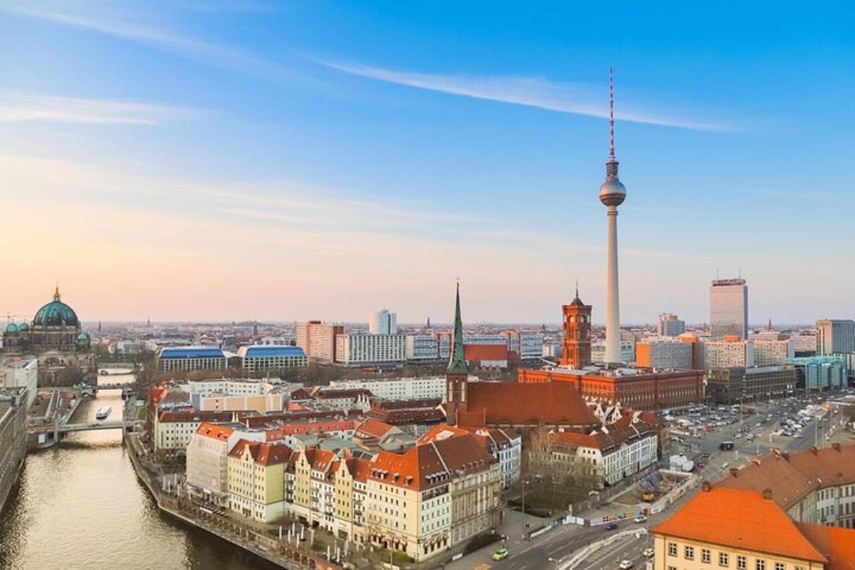 Pogled na Berlin s televizijskim stolpom