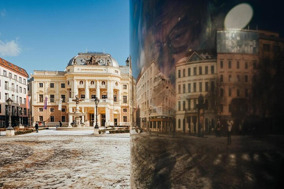 una imatge d'un edifici d'una ciutat