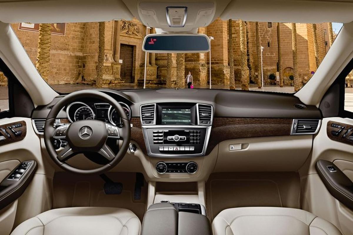 a view of the dashboard of acedes benz car