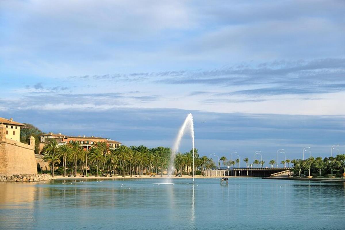 a fountain in the middle of a large body of water