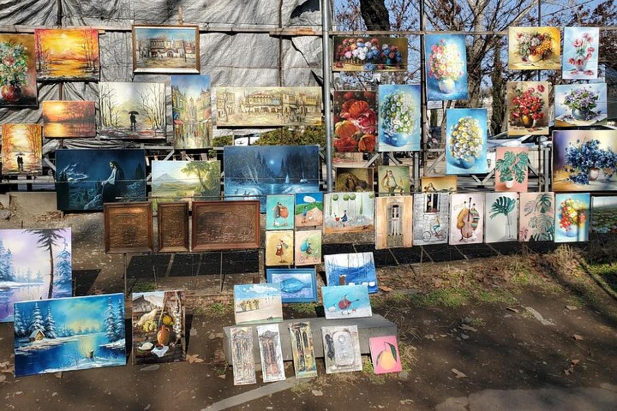 изложба слика и фотографија на зиду