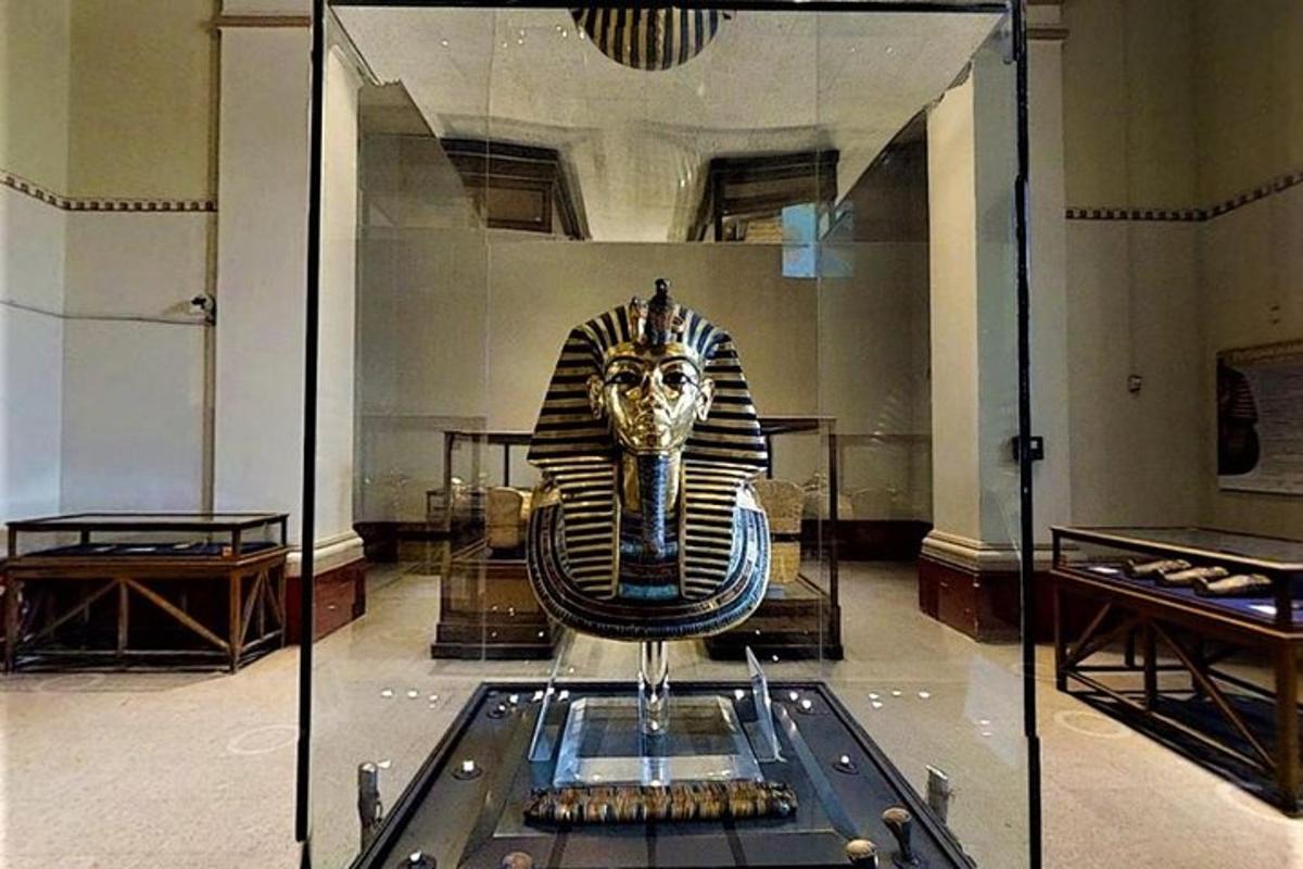 muuseumis eksponeeritud mask