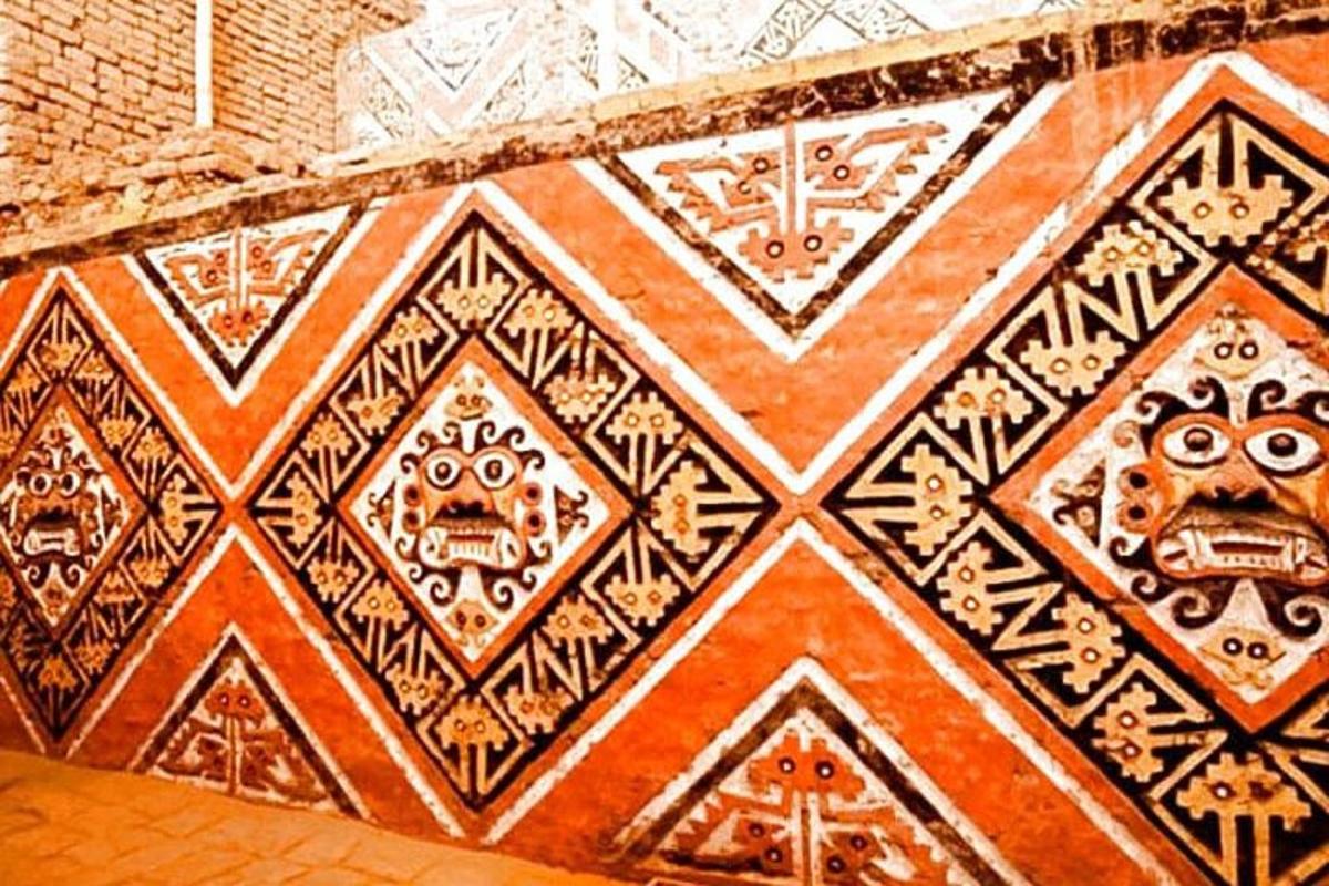 a wall with a design on it