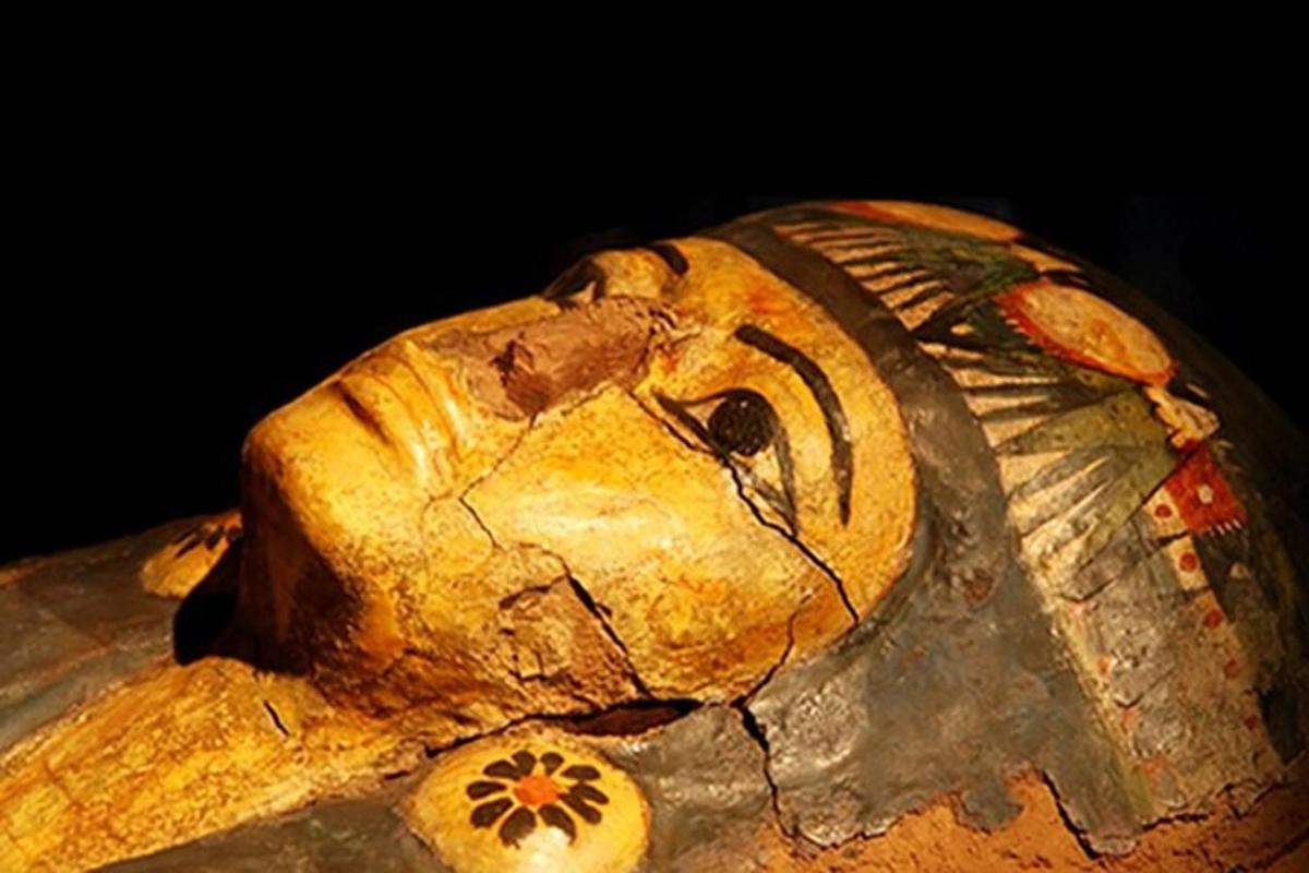 a statue of a face of aificialificialificialificialificialificialificialificialificial