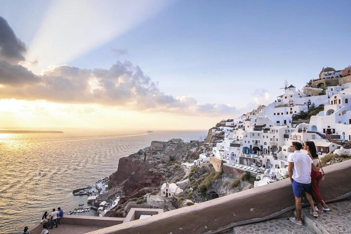 Egy pár az Amalfi-partot nézi