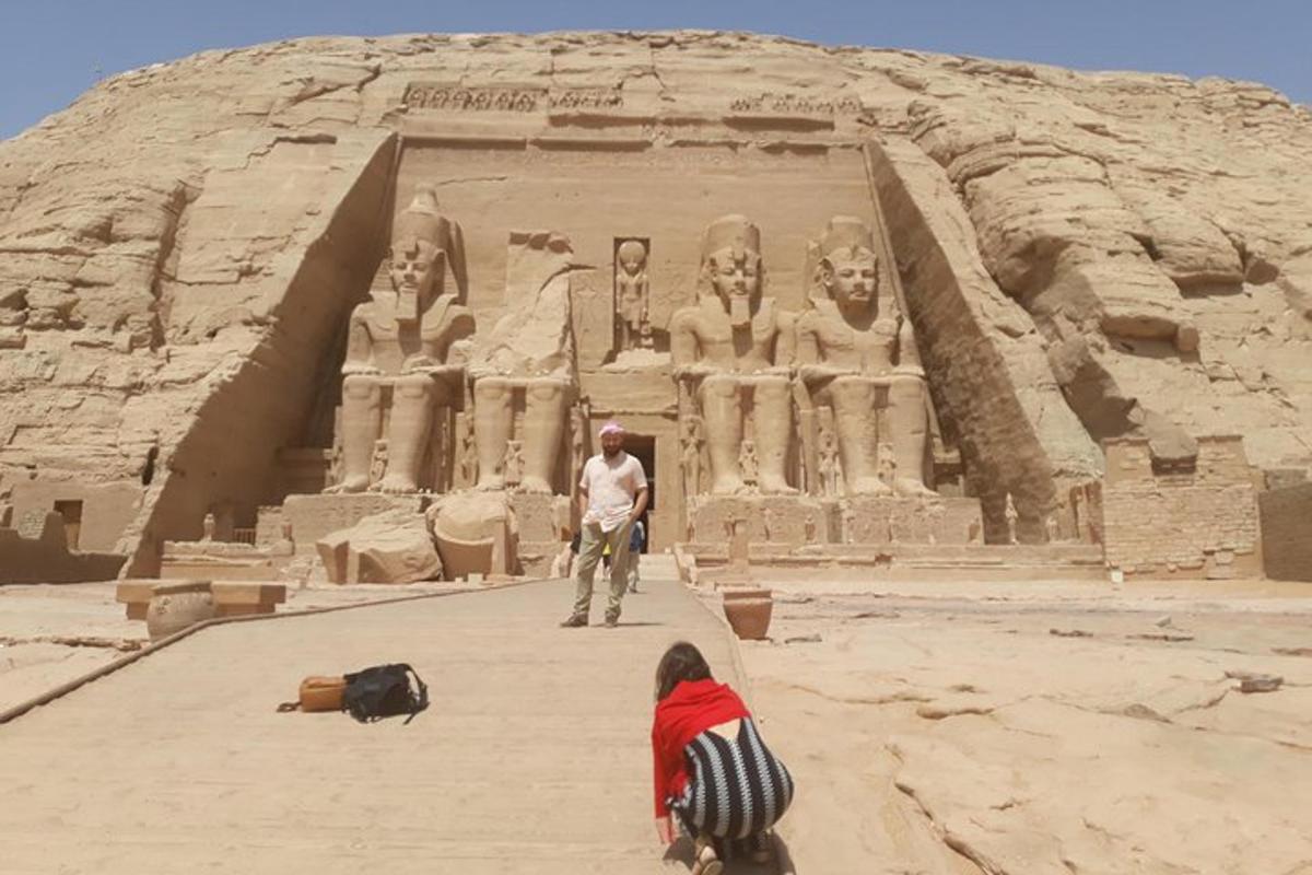 a man standing in front of thearaohs