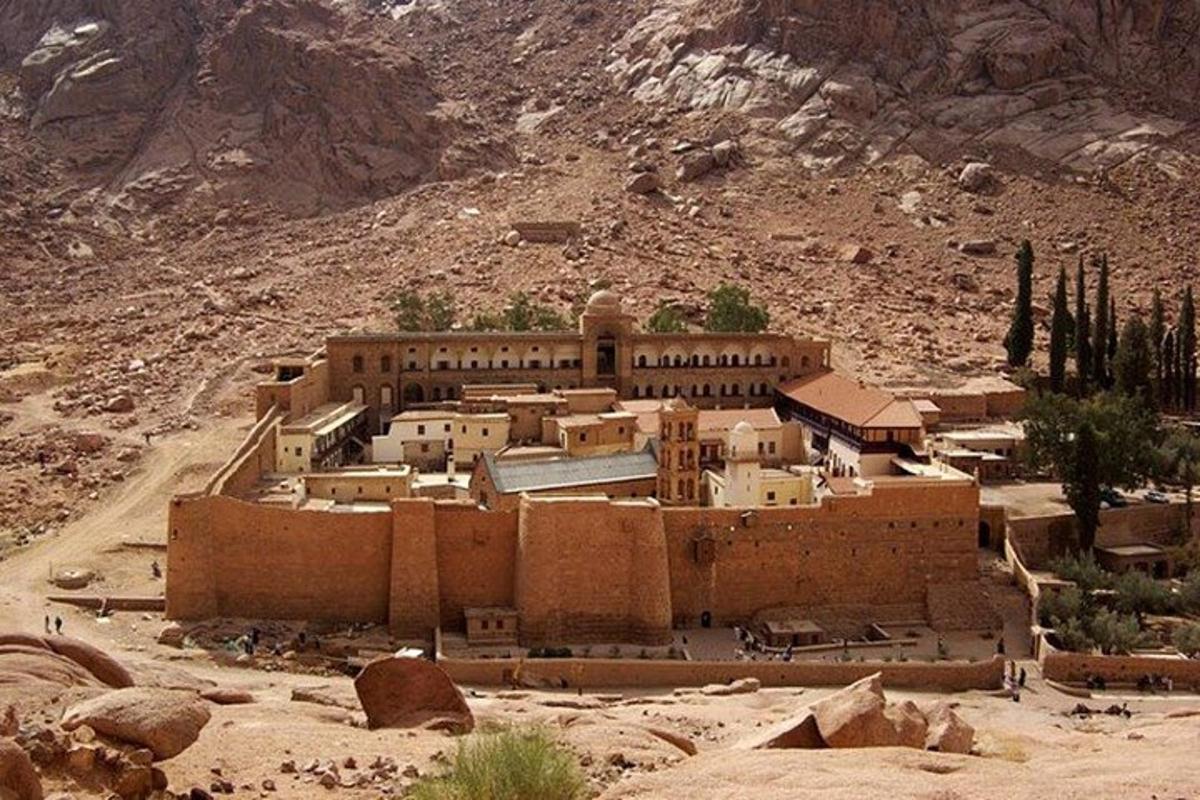 un villaggio in mezzo al deserto