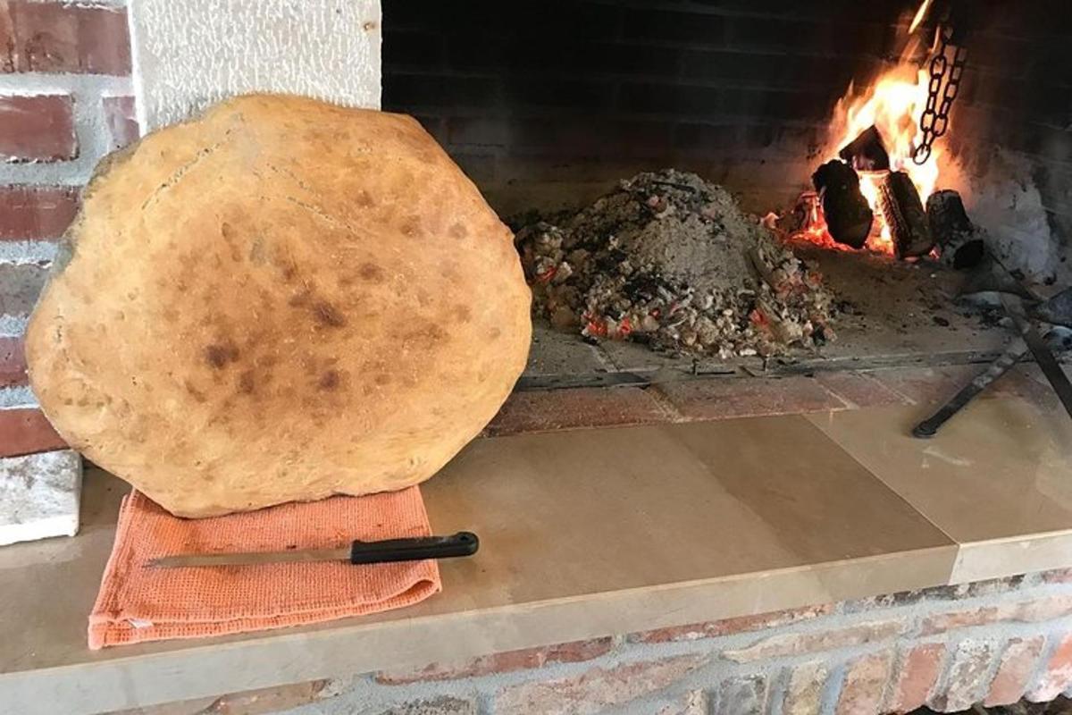 suur leib telliskiviahju peal