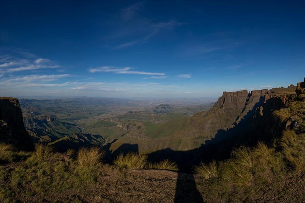 una vista del Gran Canyó des del cim d'una muntanya