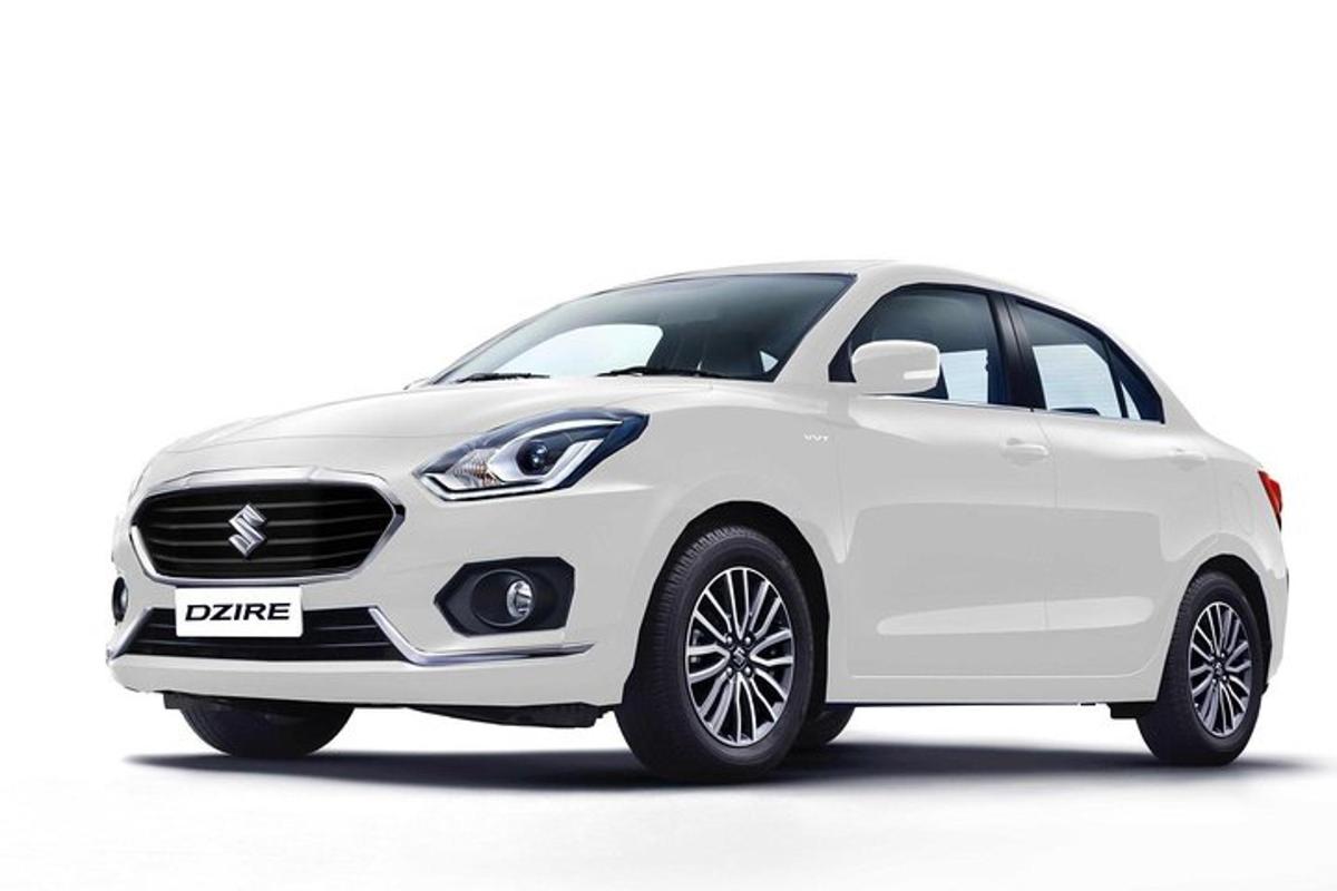 valge Mercedes-Benzi auto valgel taustal
