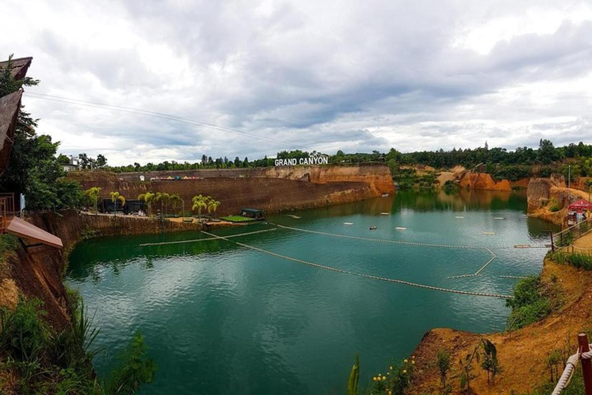 Attraction picture 4