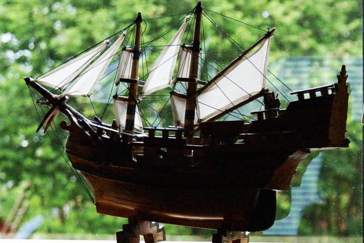 razstavljen model piratske ladje