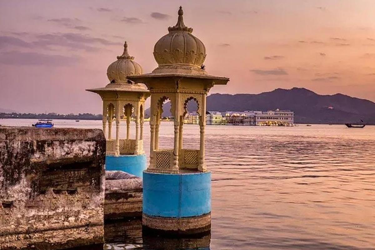 a gazebo on the water near the water