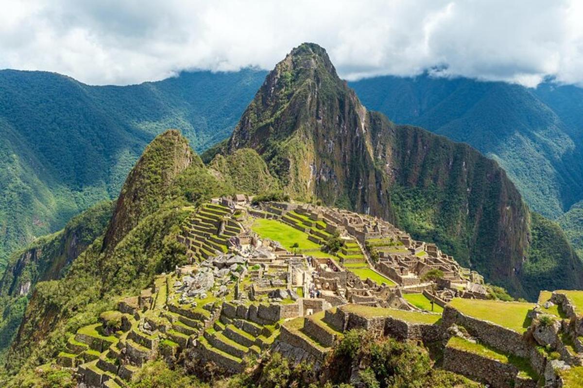 a view of the ruins of a mountain