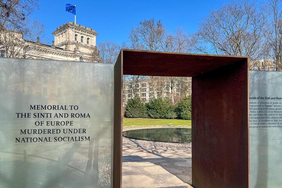 Monument Euroopa sepale ja Komale, kes mõrvati natsionaalsotsialismi ajal