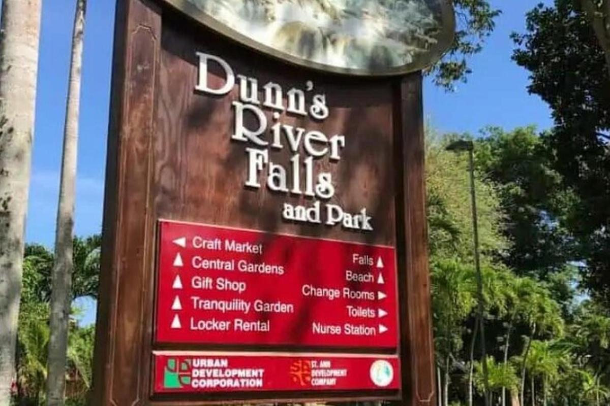 cedule pro vodopády a park Dums River
