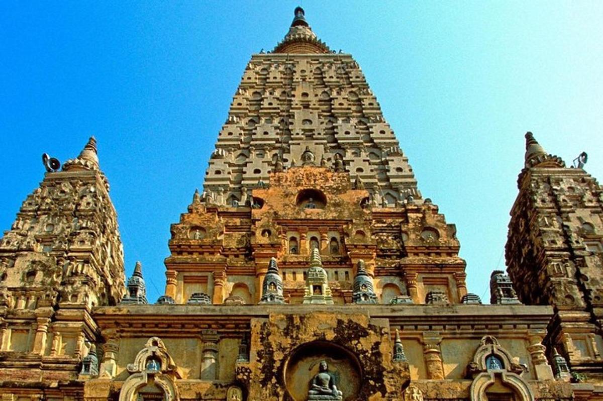 a large building with a tower on top of it