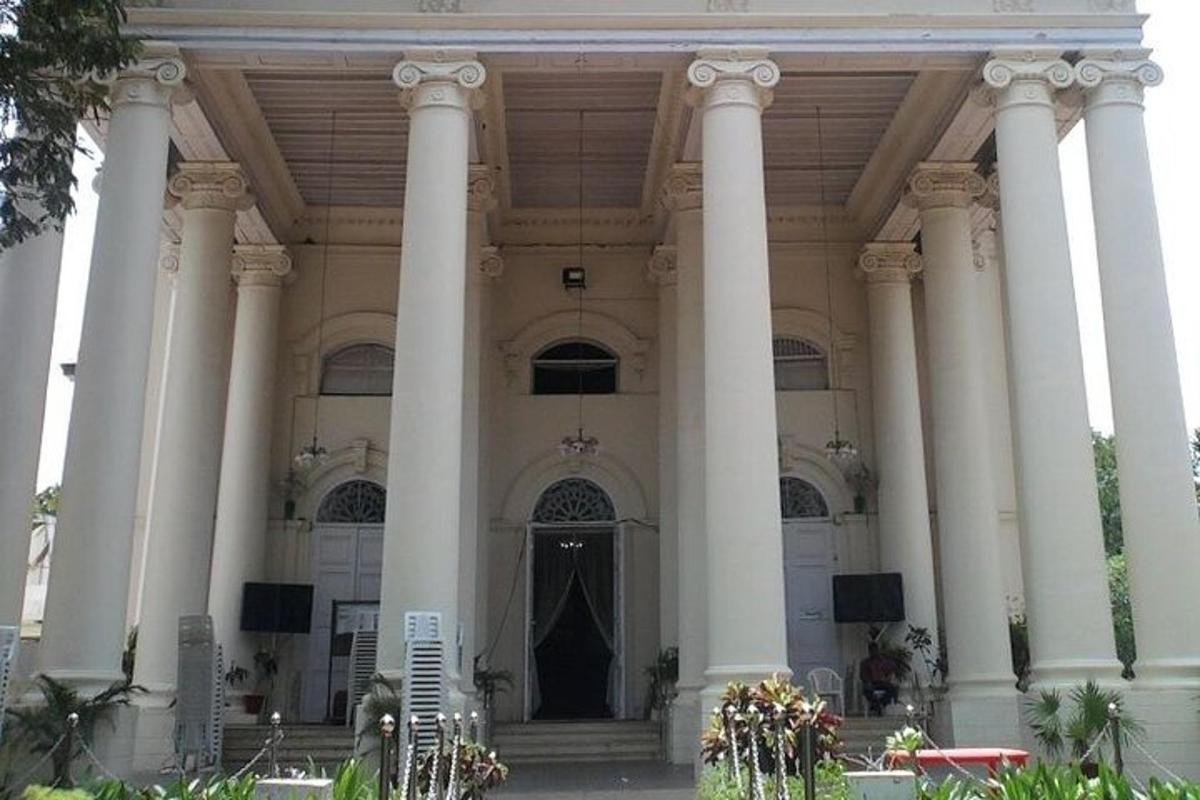a large white building with columns