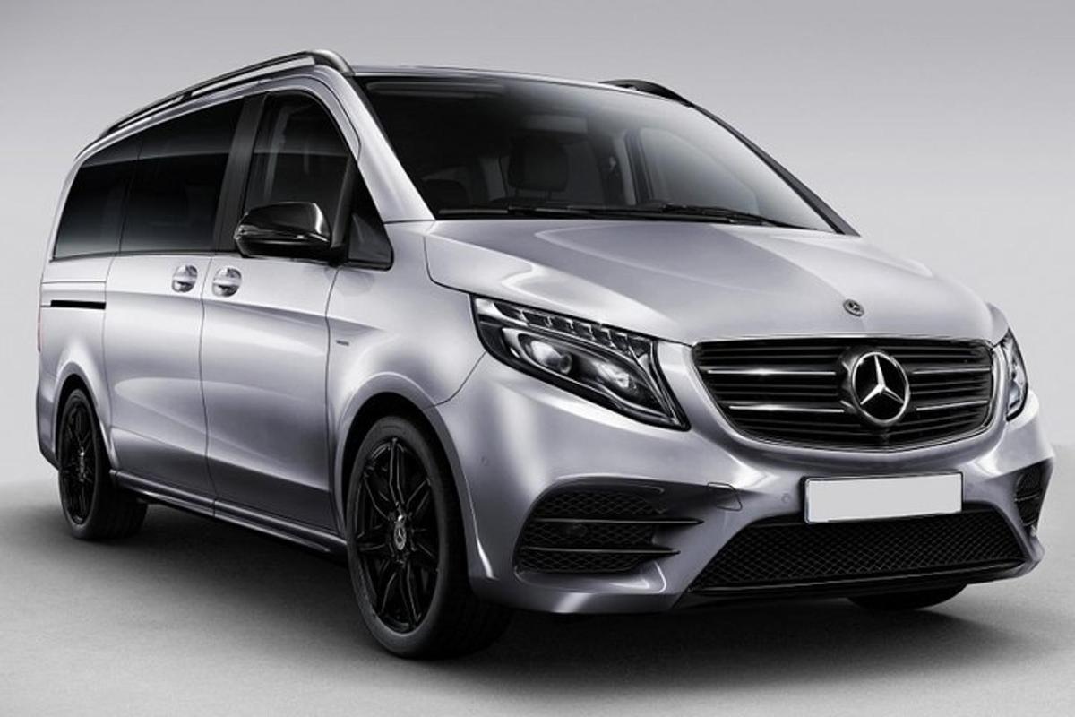 a silver mercedescedescedescedescedescedescedescedescedescedescedescedescedes
