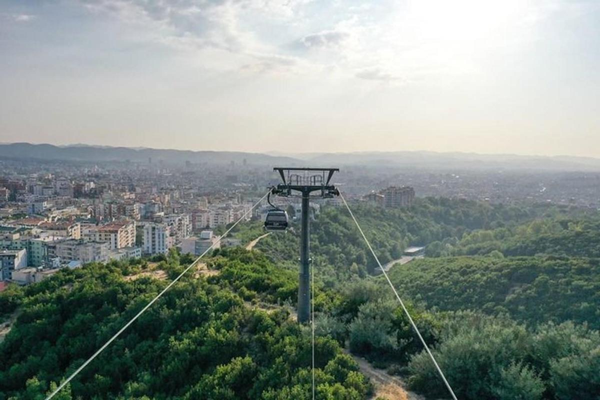 vožnja z gondolo v nebo nad mestom