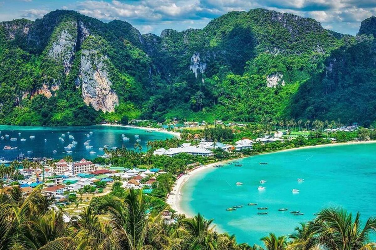 Θέα στην παραλία του νησιού Coron, Coron Palawan