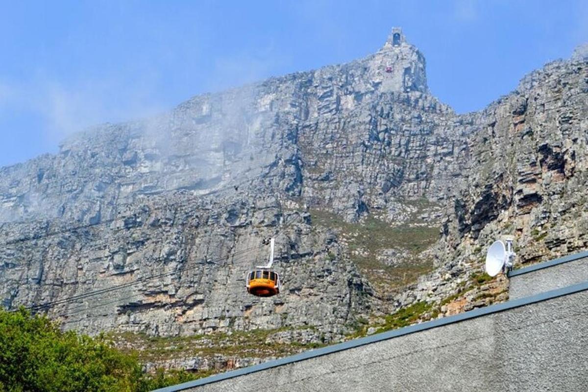 gora, z katere visi helikopter