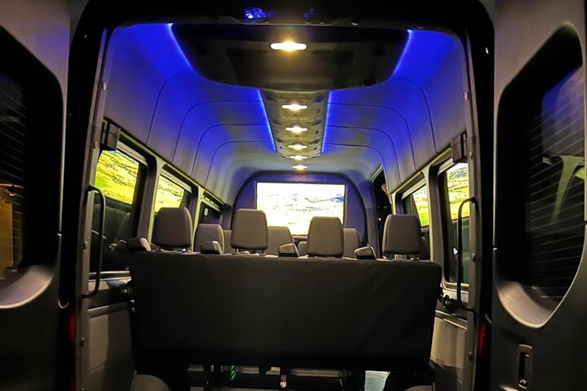 una vista dell'interno di un vagone ferroviario