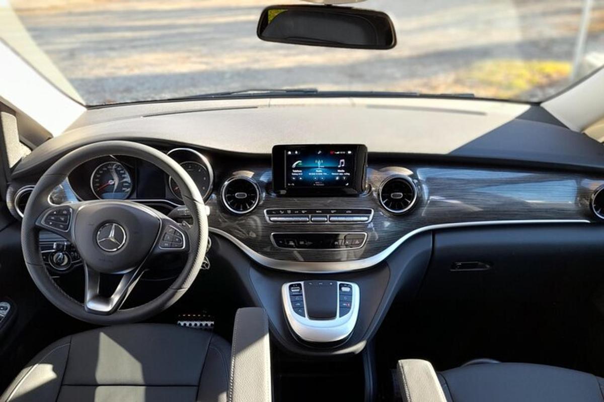 Поглед на волан аутомобила Acedes Benz