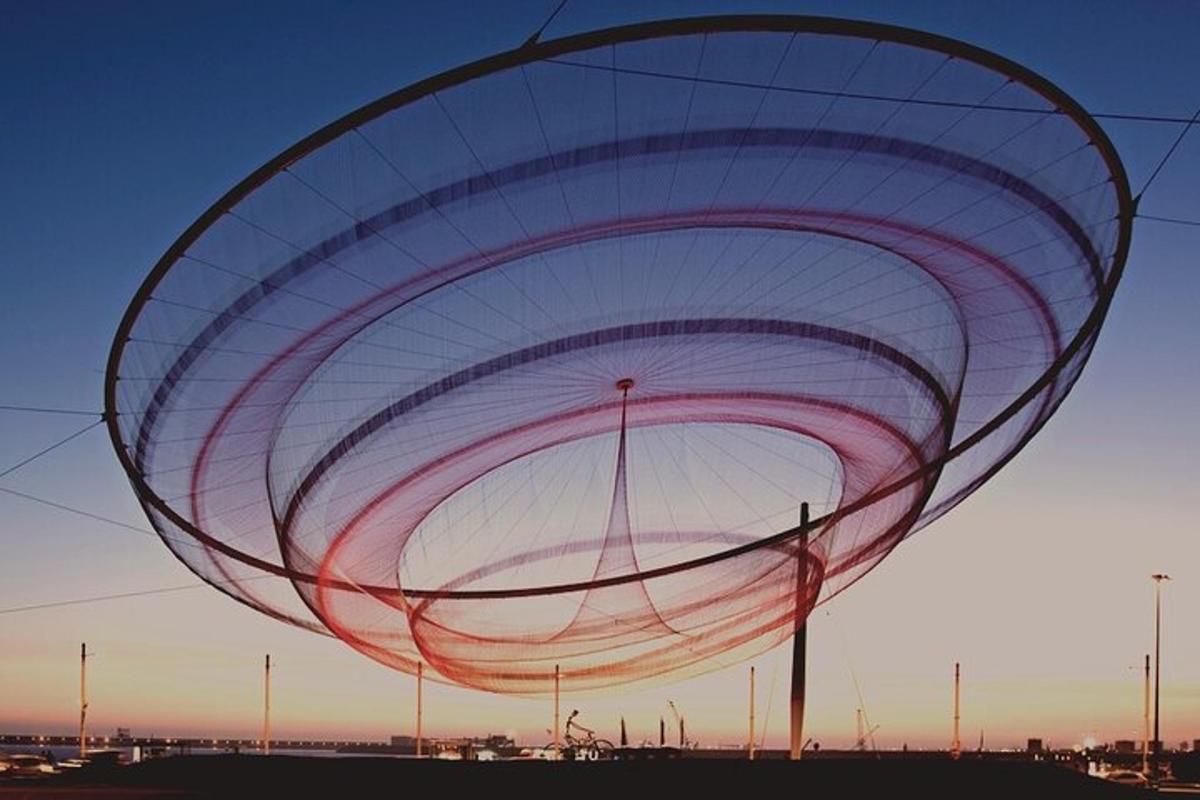 un gran objecte metàl·lic amb aire condicionat