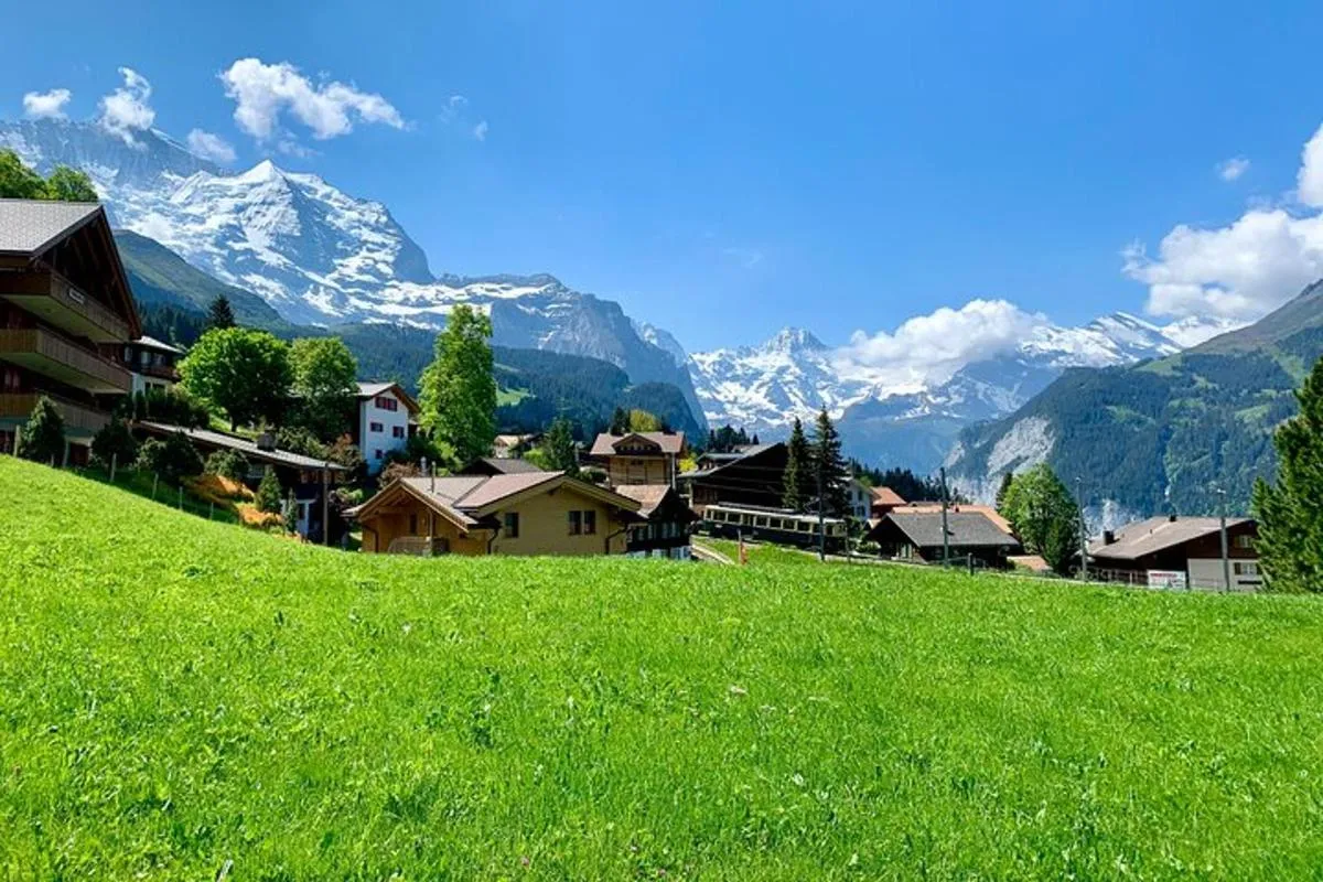 Visite de Lauterbrunnen, Jungfrau et Grindelwald | Au départ de Bâle – photo 9