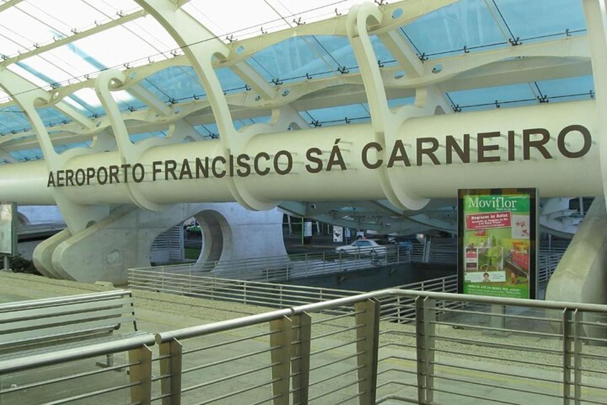 un cartello per l'ingresso al centro SAR argentino
