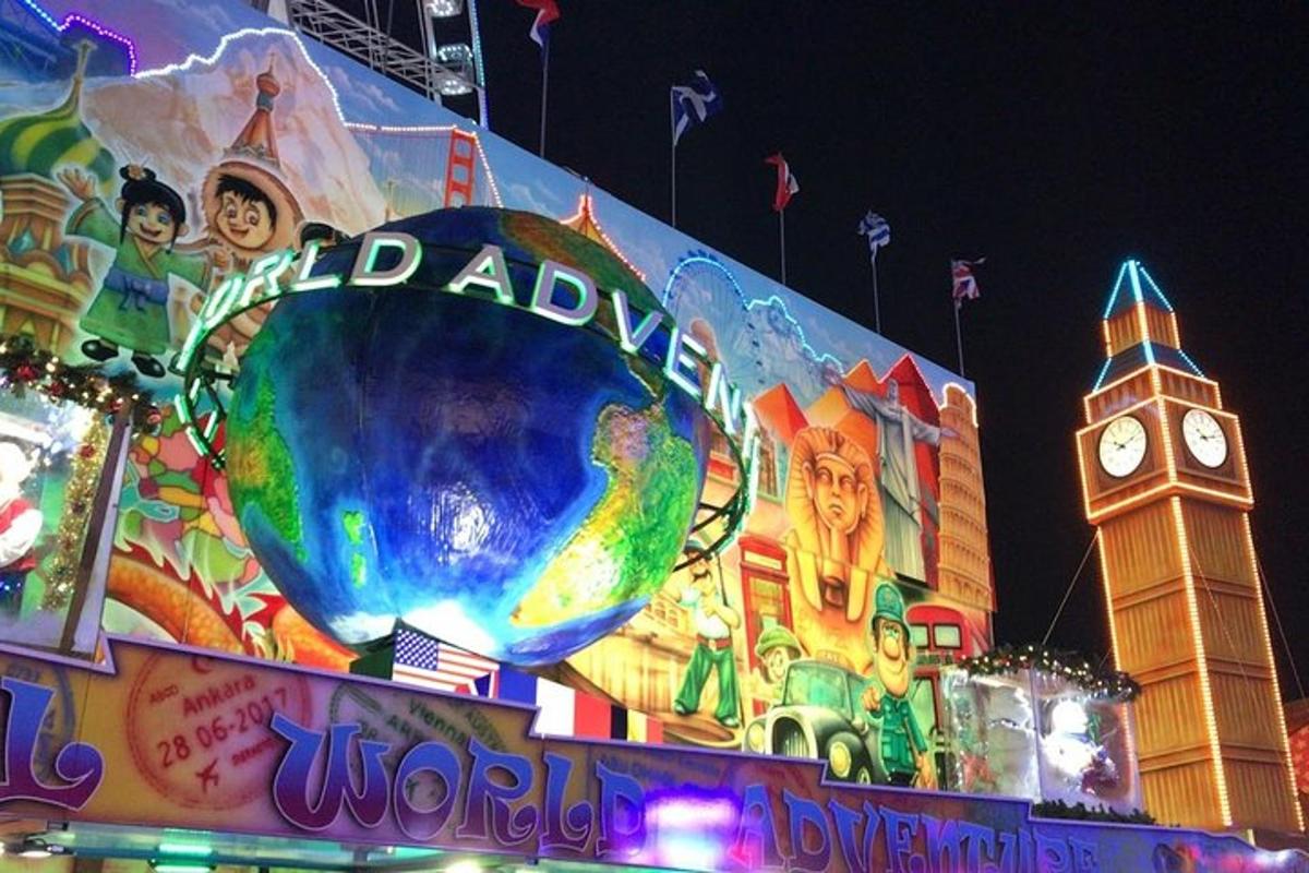 karneval s hodinovou věží a budovou