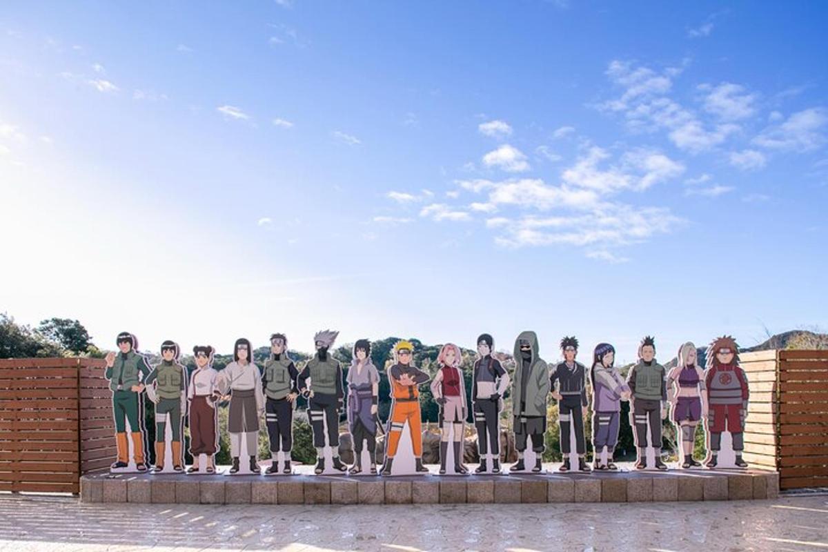 a group of people on skis posing for a picture