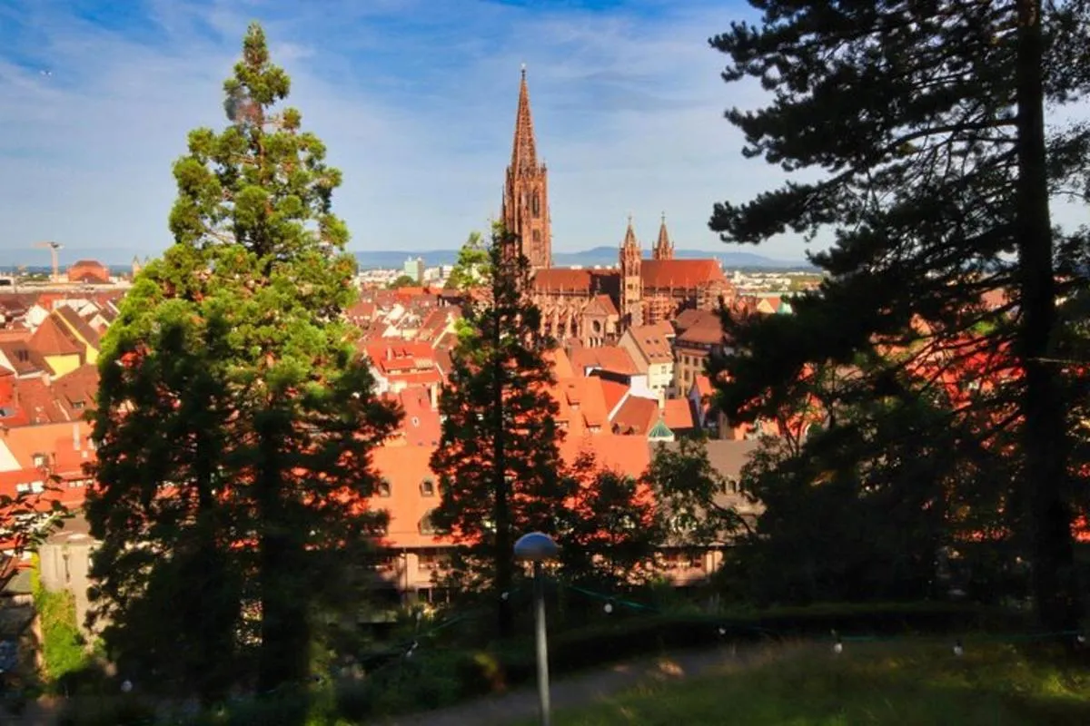 Rallye urbain privé de livres audio sur le Schlossberg de Fribourg – photo 2