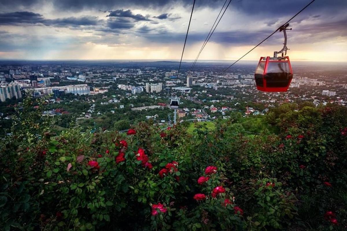 jízda gondolou na obloze nad městem