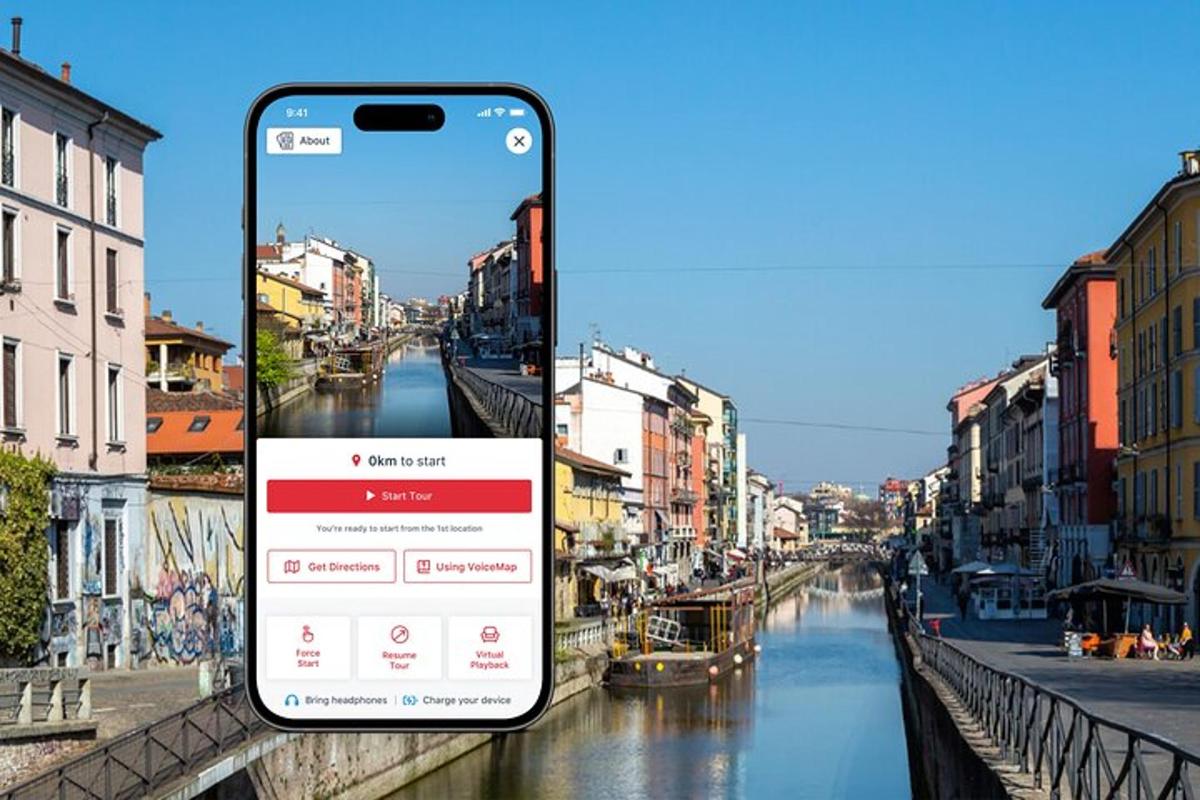 un iPhone che scatta una foto di un canale