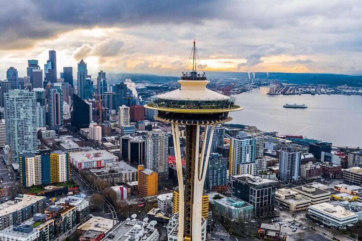 Una vista aérea de la torre de observación de Seattle
