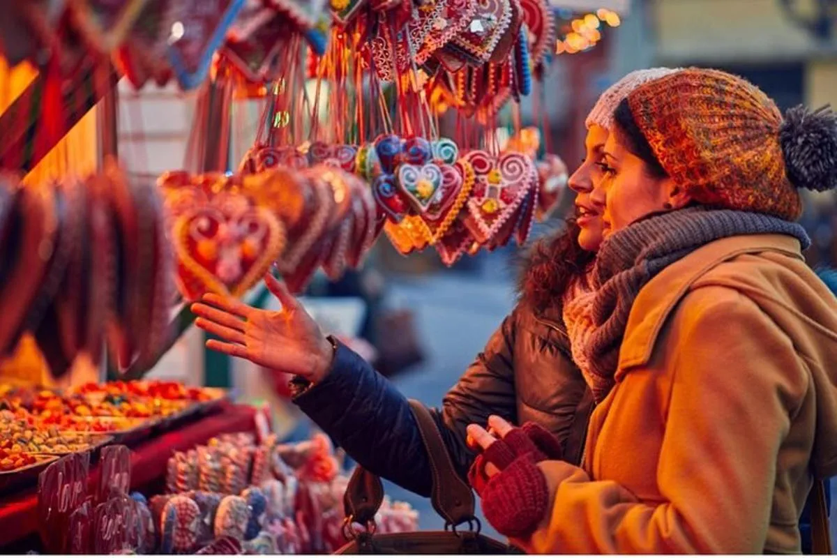 Unusual track game on Christmas markets in Riquewihr – photo 1