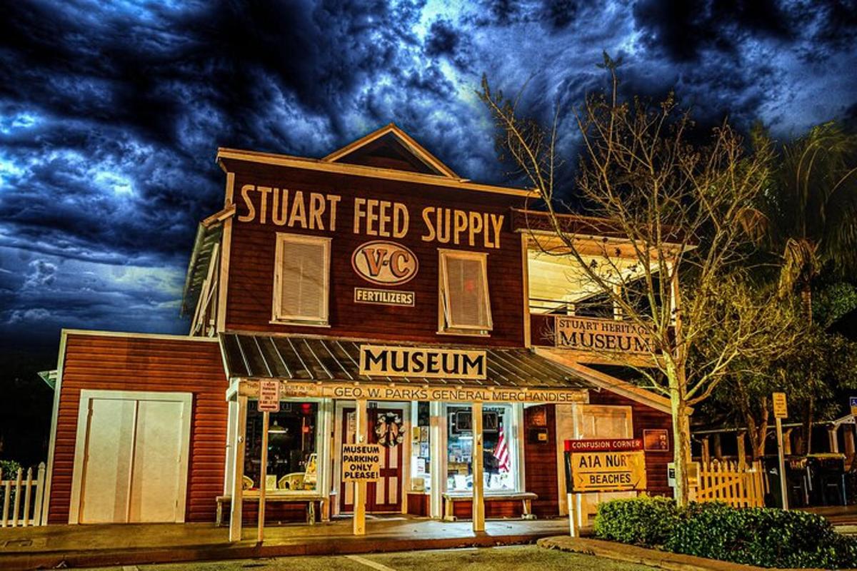 a store with a sign that reads star fed shop