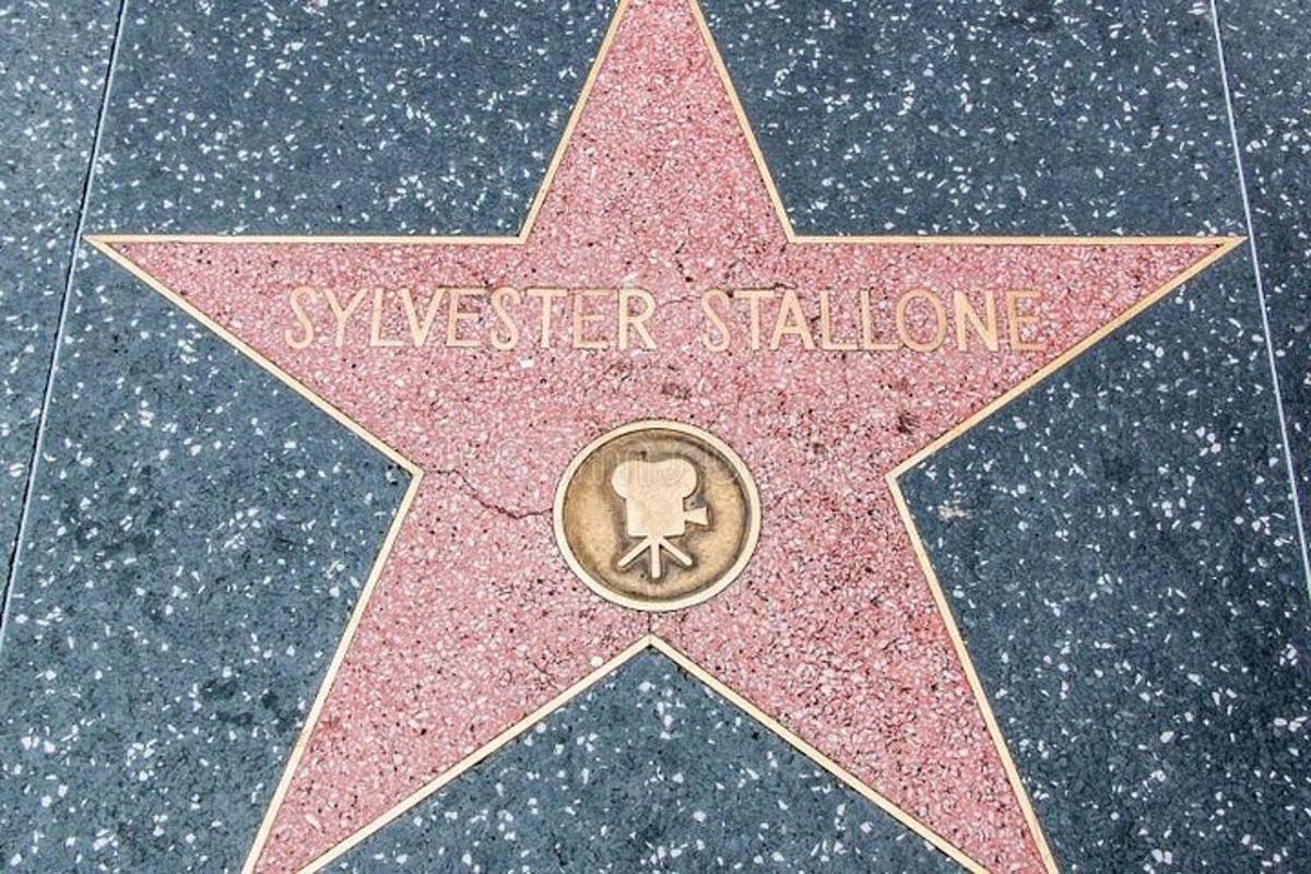 ein Stern auf dem Hollywood Walk of Fame mit einem Penny
