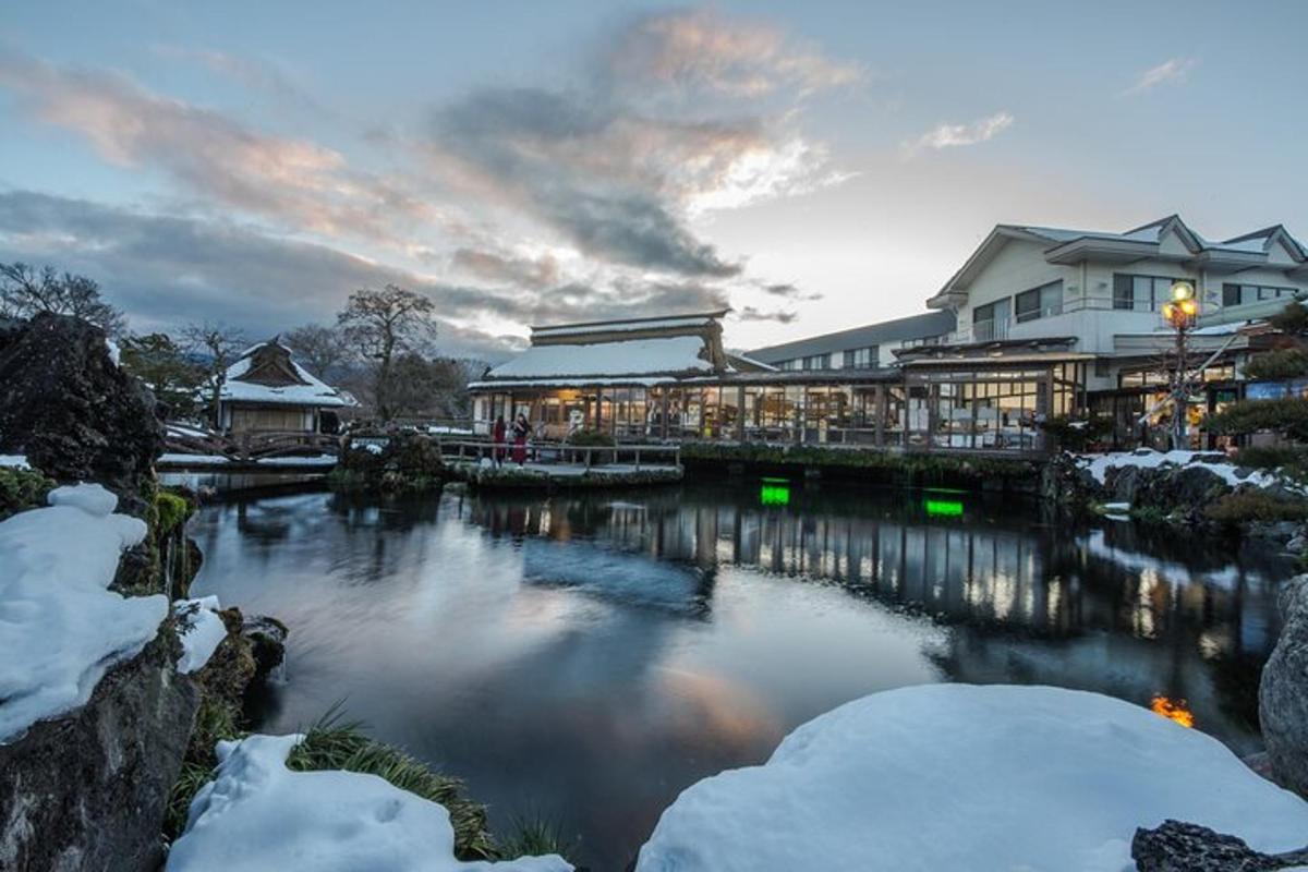 hótel með á fyrir framan byggingu