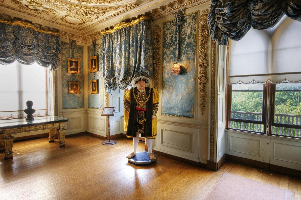 a statue of a woman standing in a room
