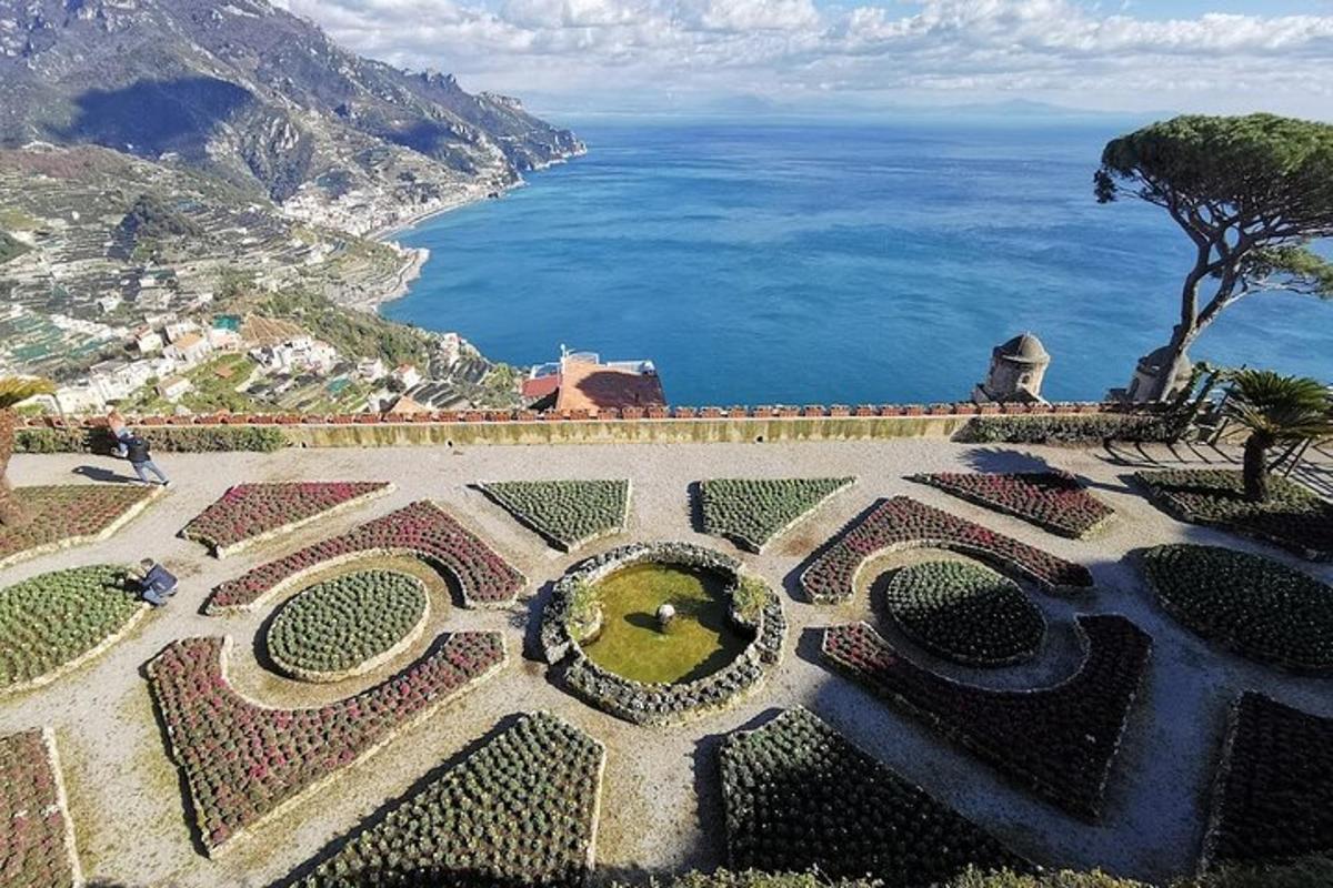 kilátás az Amalfi-partra és az óceánra